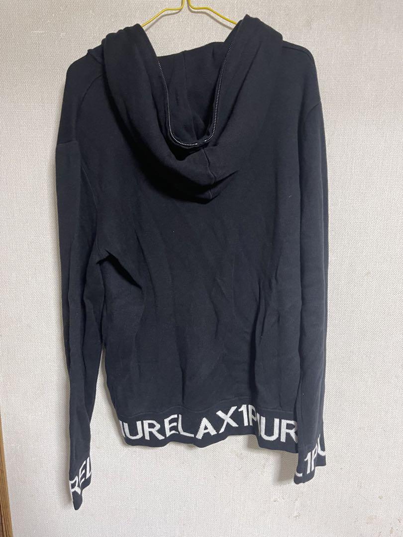 1PIU1UGUALE3 黒 フルジップパーカー　未使用