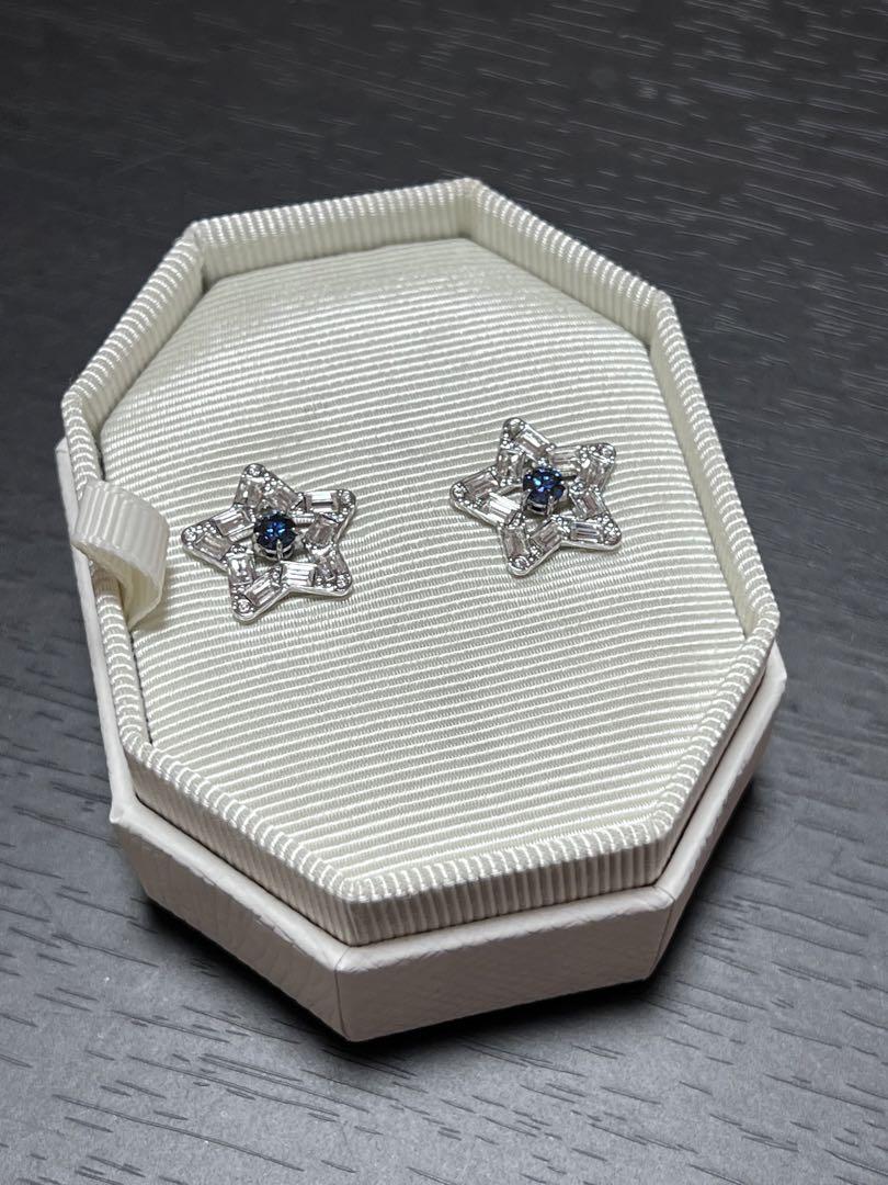 SWAROVSKI Star ピアス-