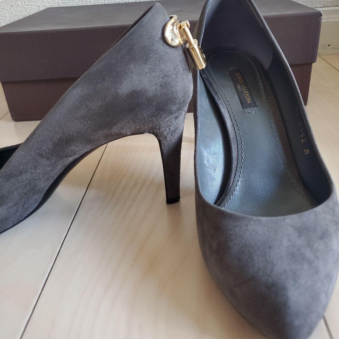 Louis Vuitton グレー スエード ハイヒール 36.5
