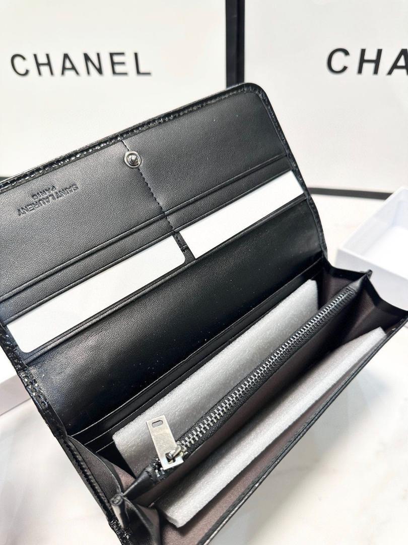 Yves Saint Laurent 二つ折り財布 ブラック