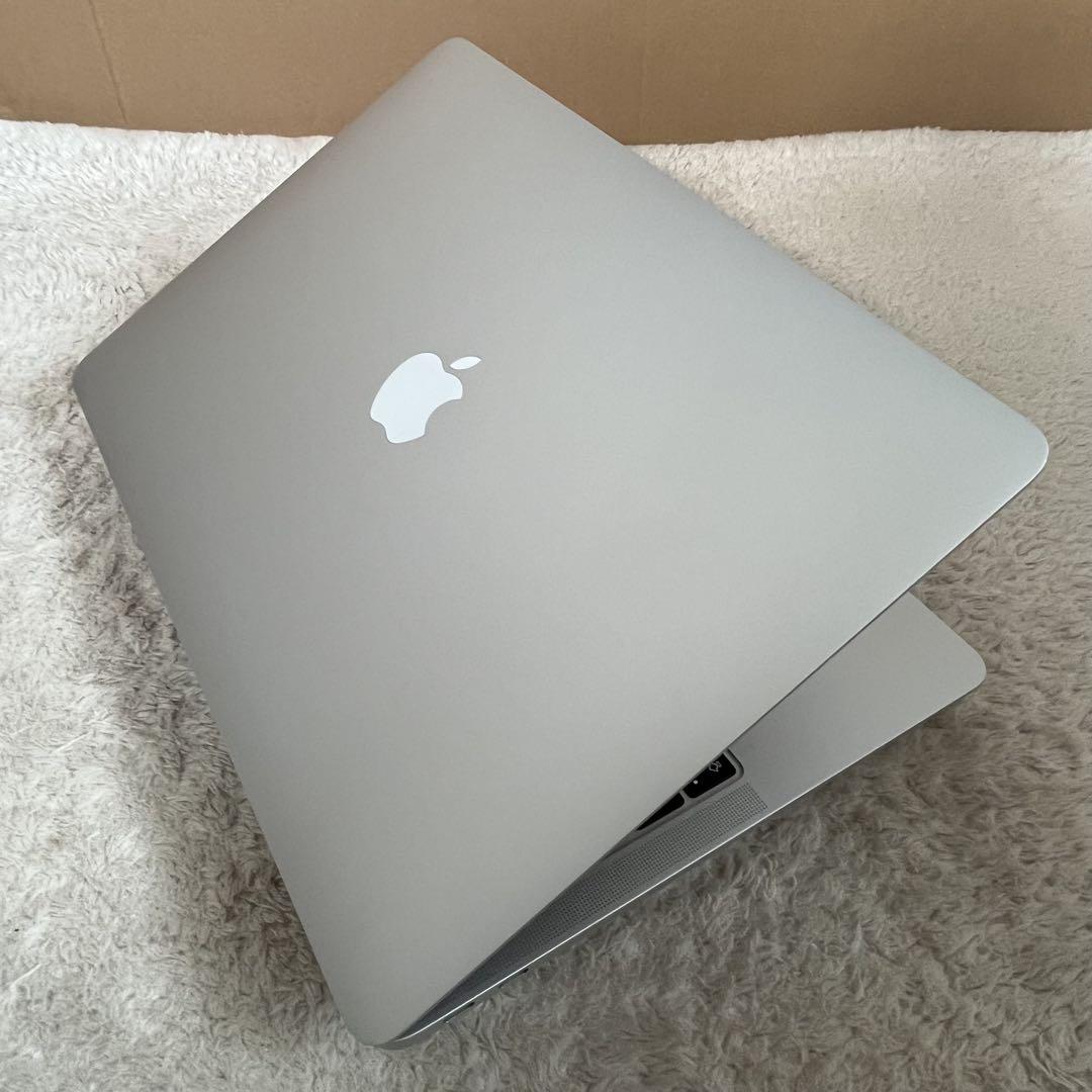 MacBook