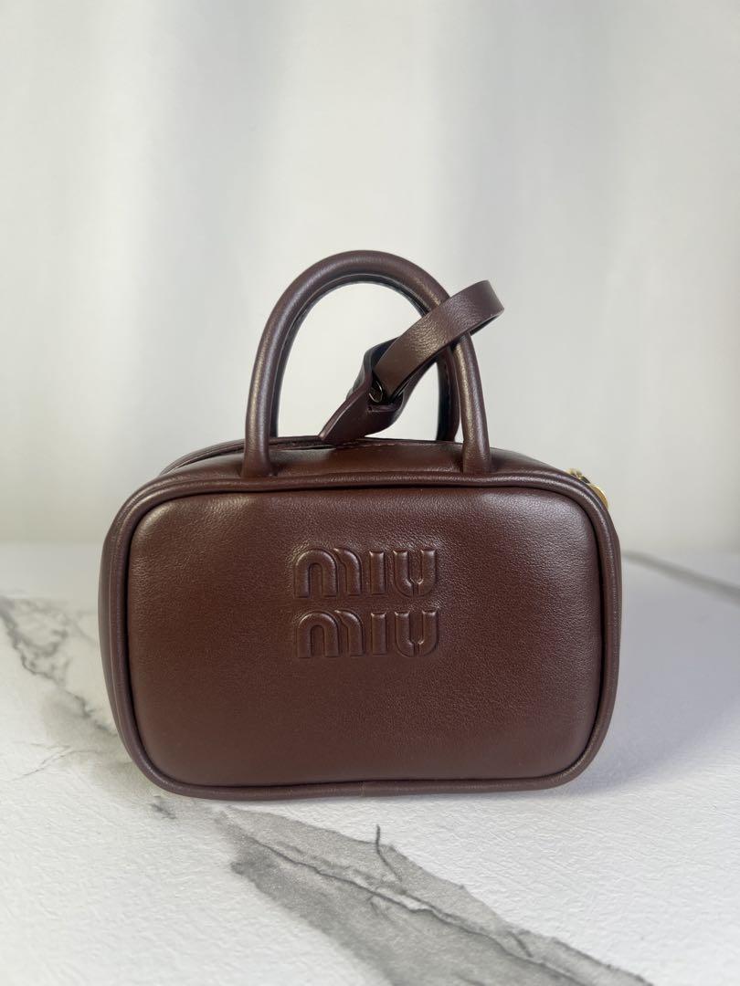 【未使用】MIU MIU ボレザー マイクロバッグ　ブラウン