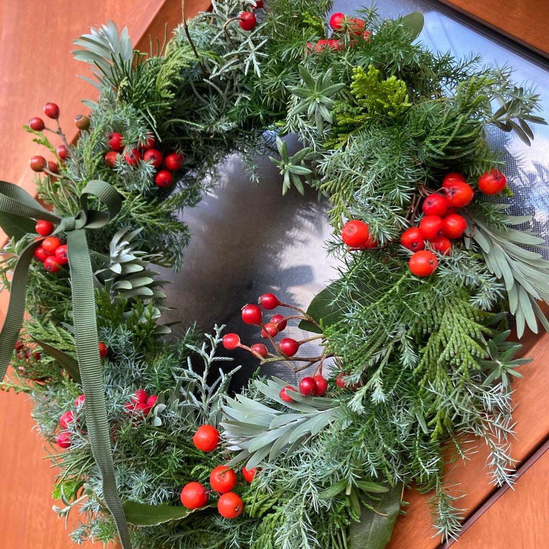 ハーブの香り漂う♡ 25cm christmasフレッシュリース