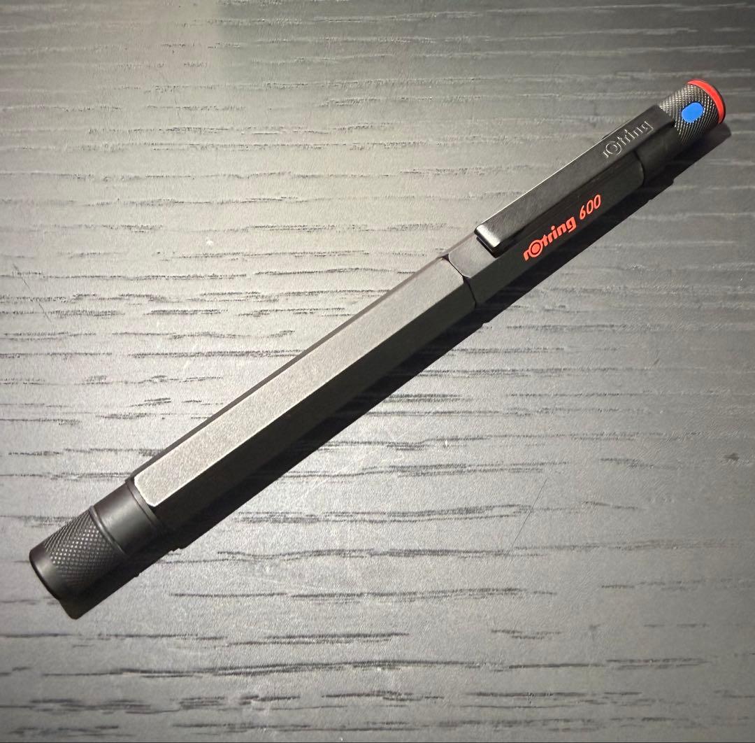 済 ロットリング600 ローラーボールペン 色窓 ブラックrOtring