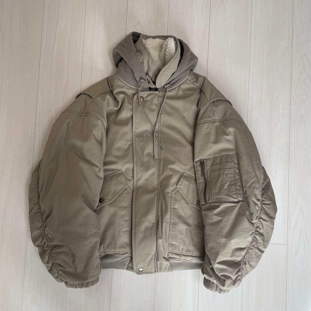 BALENCIAGA Spring22 UNITY BOMBER JACKET