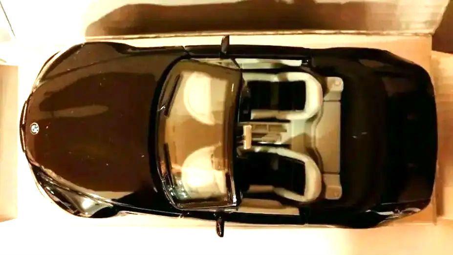【美品】ミニカー BMW Z3