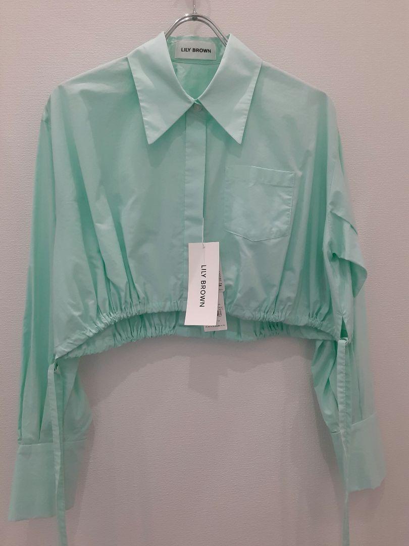 新品・未使用＊【LILYBROWN】ドロストクロップドシャツ