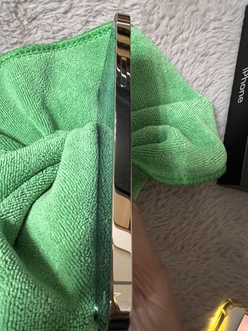 Apple iPhone 12 Pro 126GBシルバー
