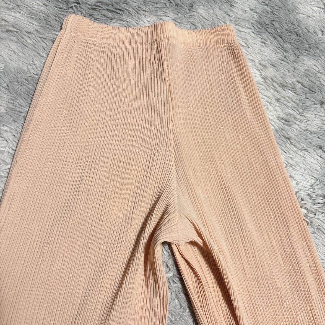 ● ISSEY