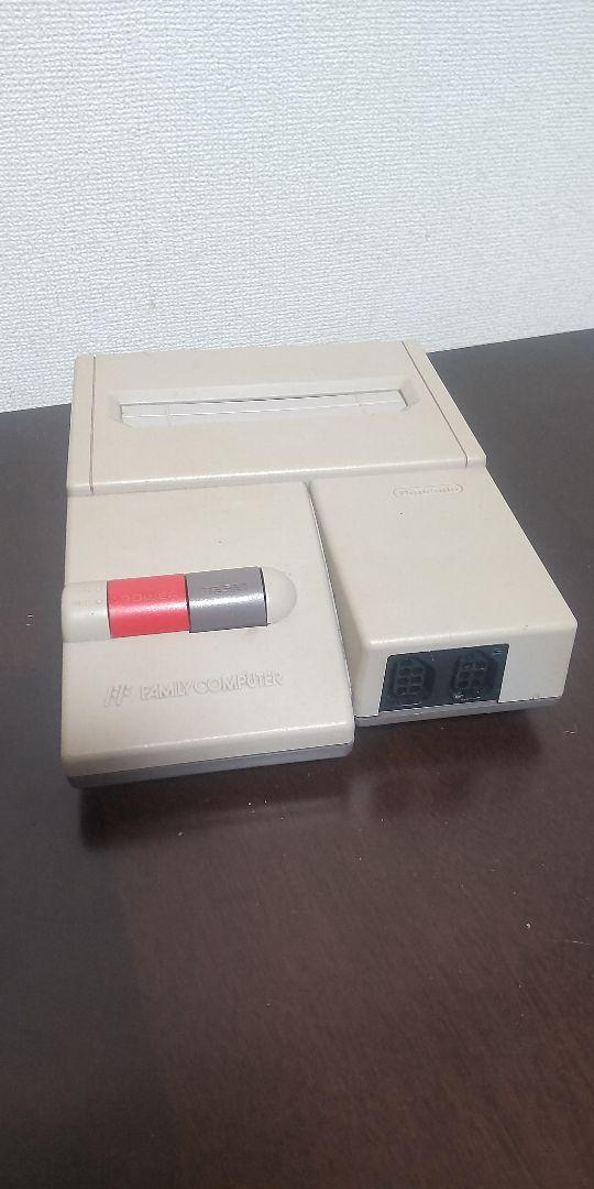 ニンテンドー ファミリーコンピュータ HVC-101 中古品 年代物