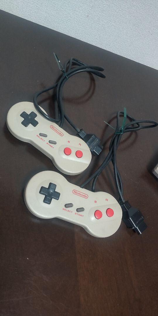 ニンテンドー ファミリーコンピュータ HVC-101 中古品 年代物