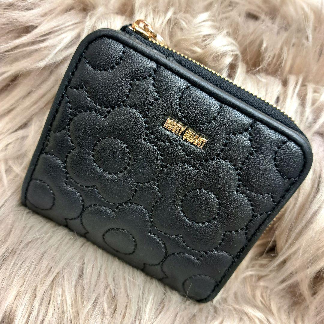 【MARY QUANT】キルトフォームデイジー 二つ折り財布 ブラック