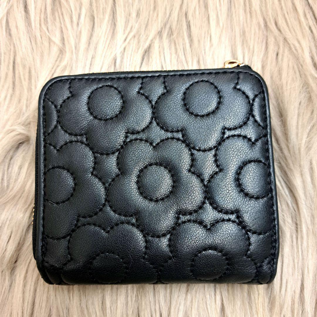 【MARY QUANT】キルトフォームデイジー 二つ折り財布 ブラック