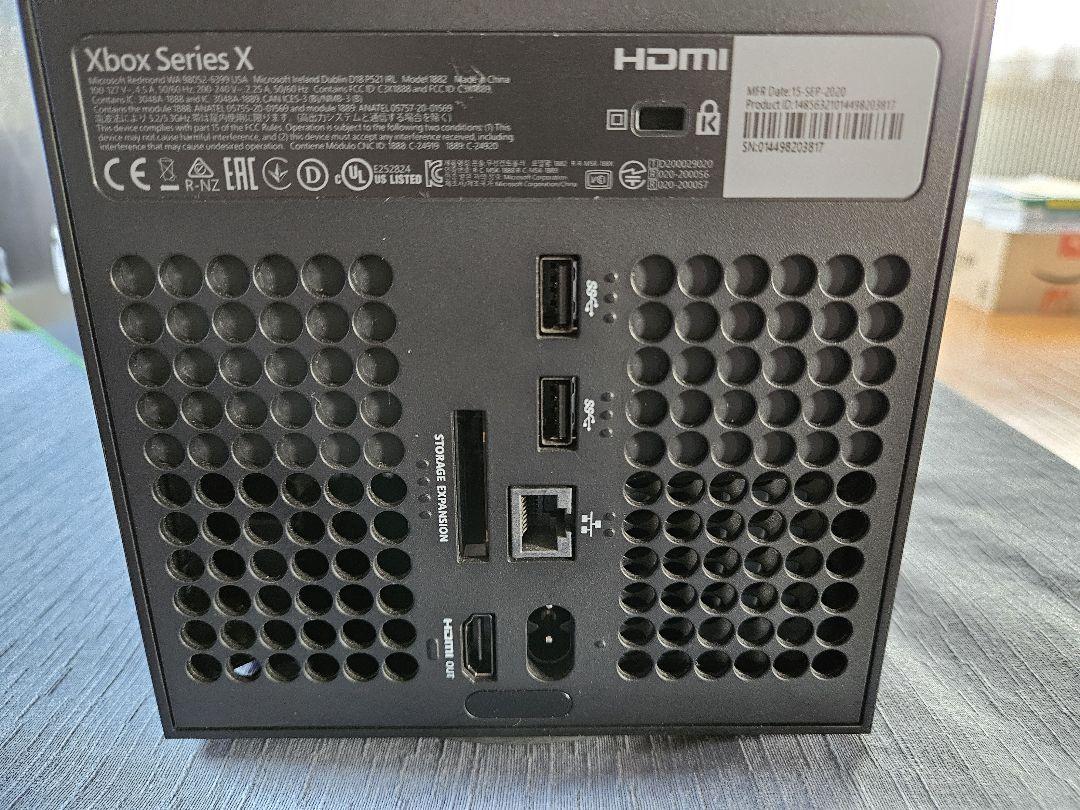 Xbox One X　中古