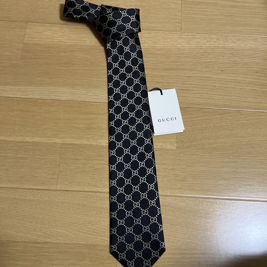 新品タグ付きGUCCI GGロゴネクタイ 148 x 8 cm - メルカリ