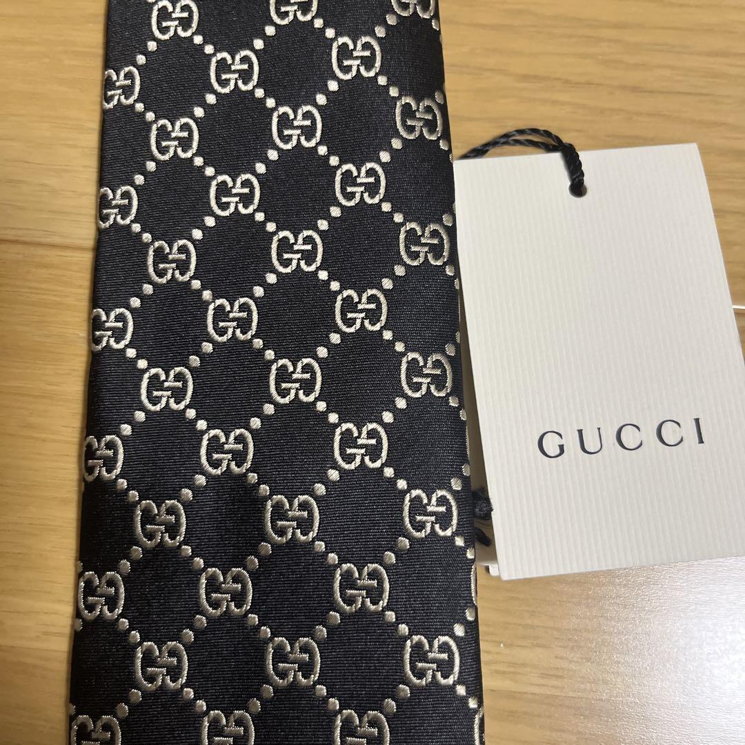 【大放出セール】 8 x 148 GGロゴネクタイ 新品タグ付きGUCCI cm メルカリ - 小物