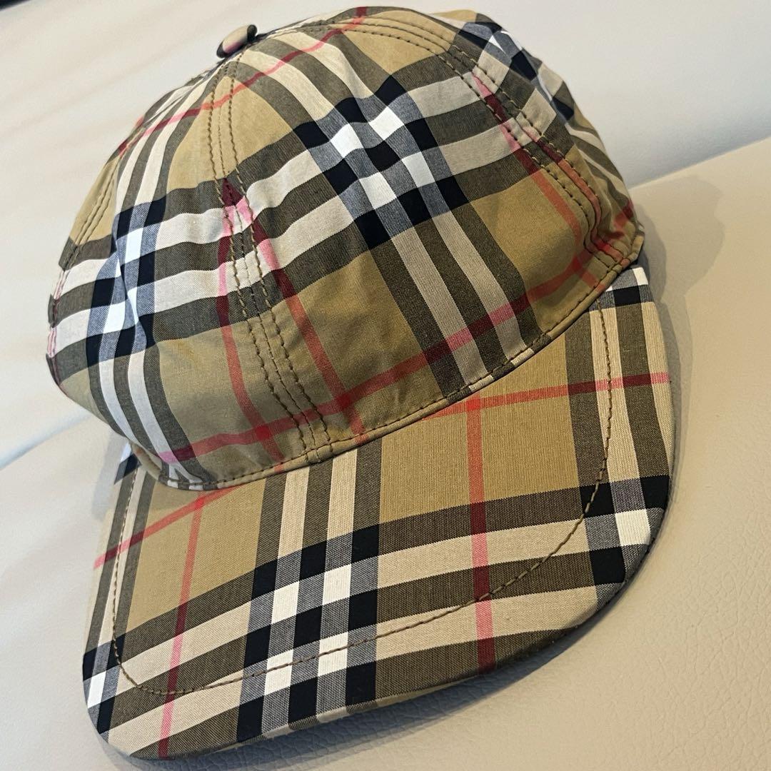 Burberry キャップ