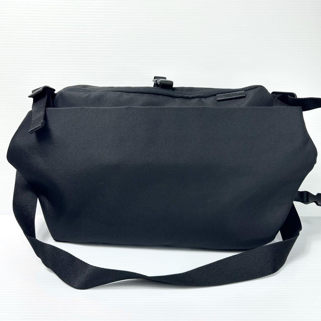 美品☆cote&ciel コートエシエル ショルダーバッグ ボディバッグ