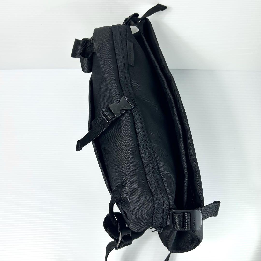 美品☆cote&ciel コートエシエル ショルダーバッグ ボディバッグ