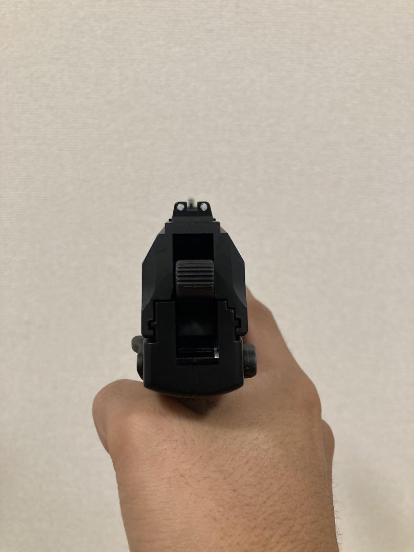 東京マルイ SOCOM Mk23 固定スライドガスガン（スペアマガジン付き）