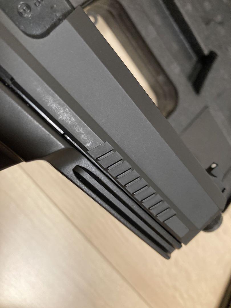 東京マルイ SOCOM Mk23 固定スライドガスガン（スペアマガジン付き）
