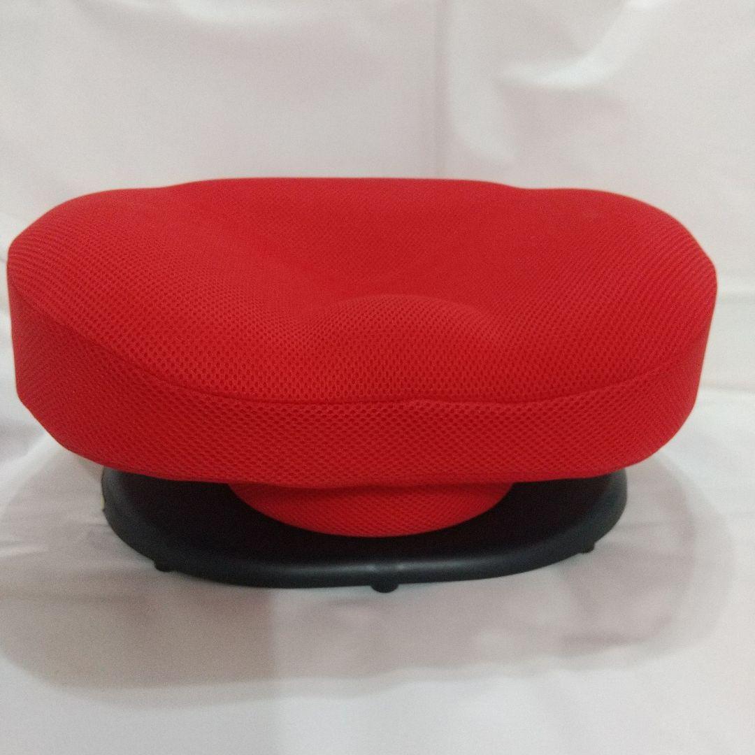 美品 東急スポーツオアシス 骨盤 スリムチェア Slim Chair　レッド