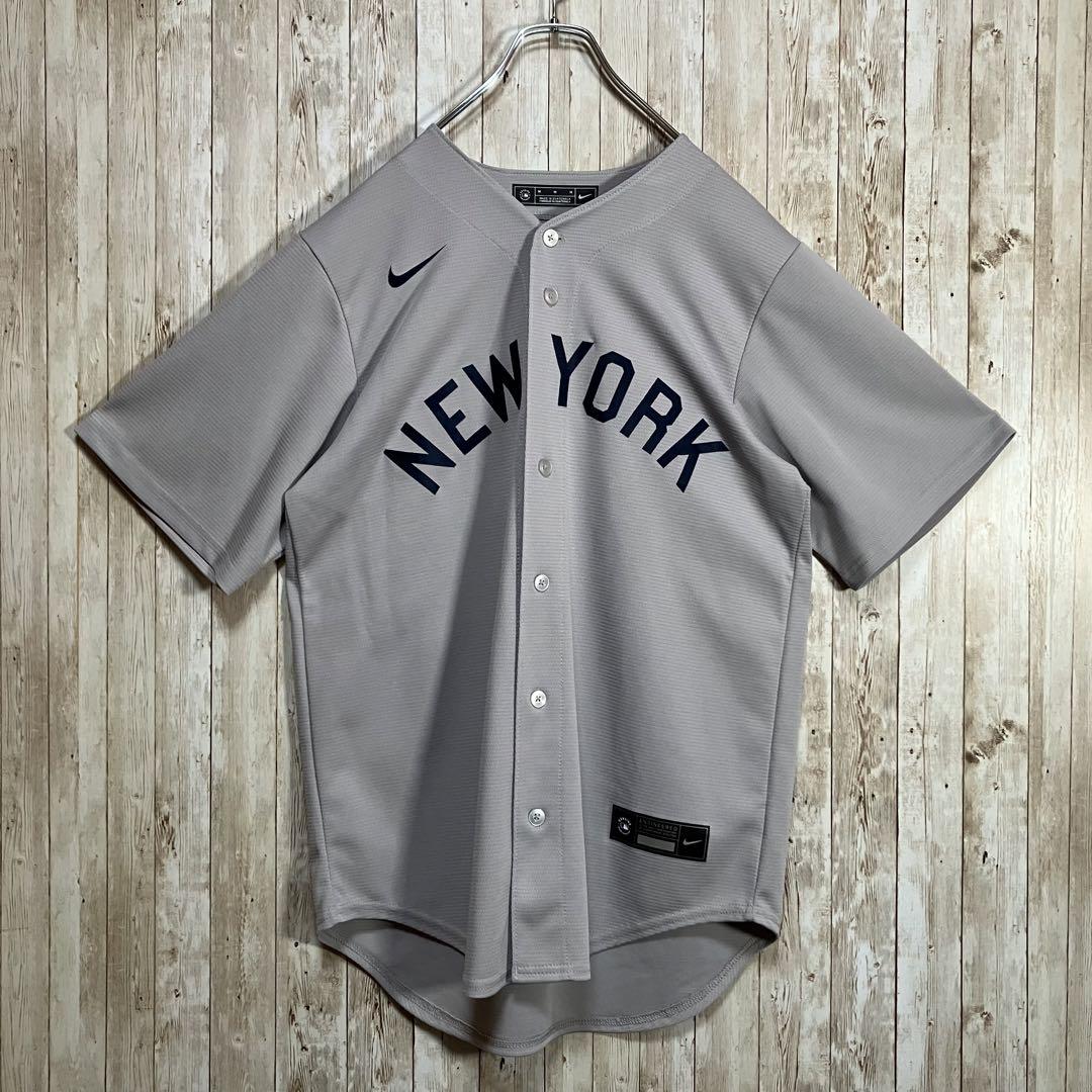 363【美品】NIKE MLBニューヨーク・ヤンキース ゲームシャツ　グレー