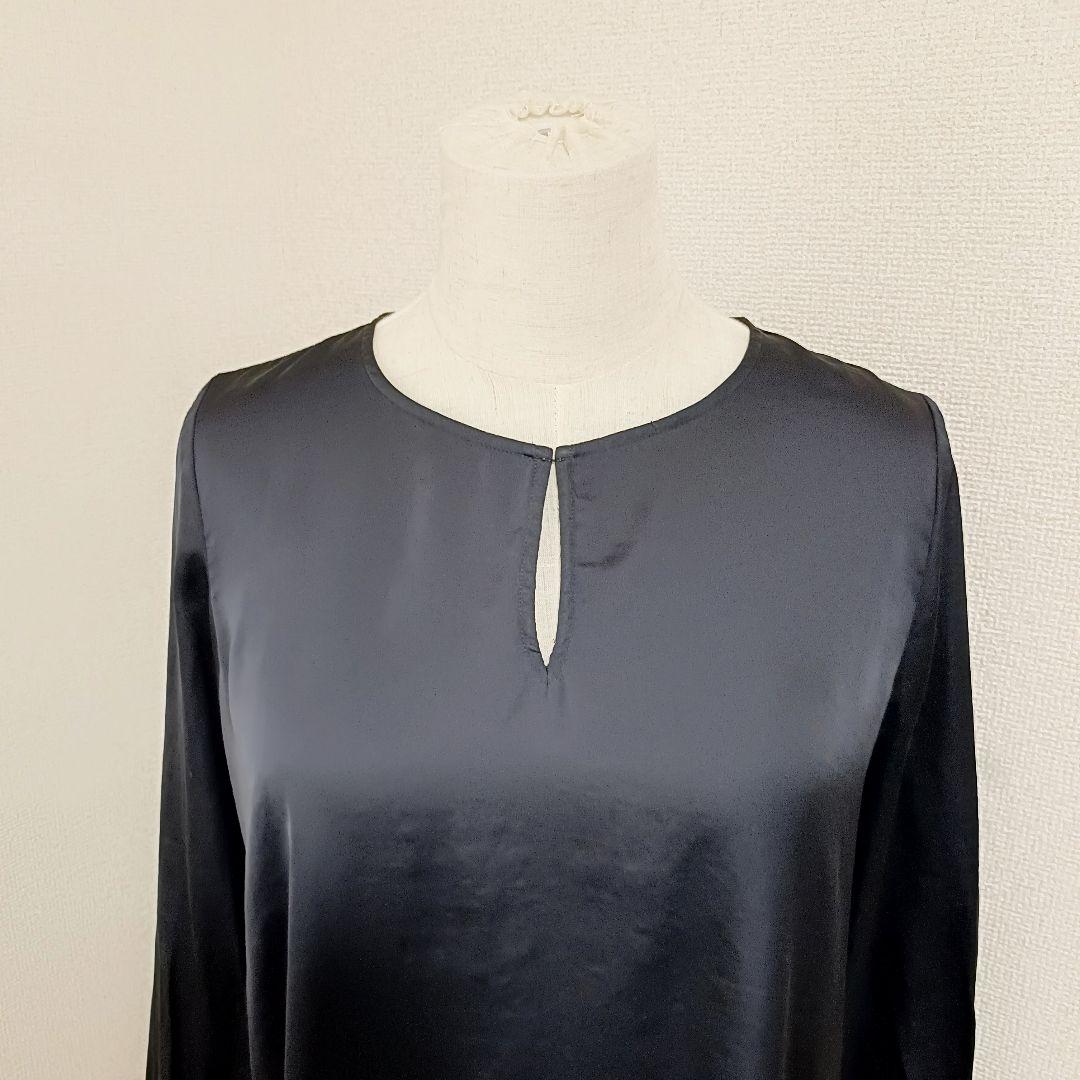 セオリーリュクス 美品 長袖ブラウス キーホールネック 無地
