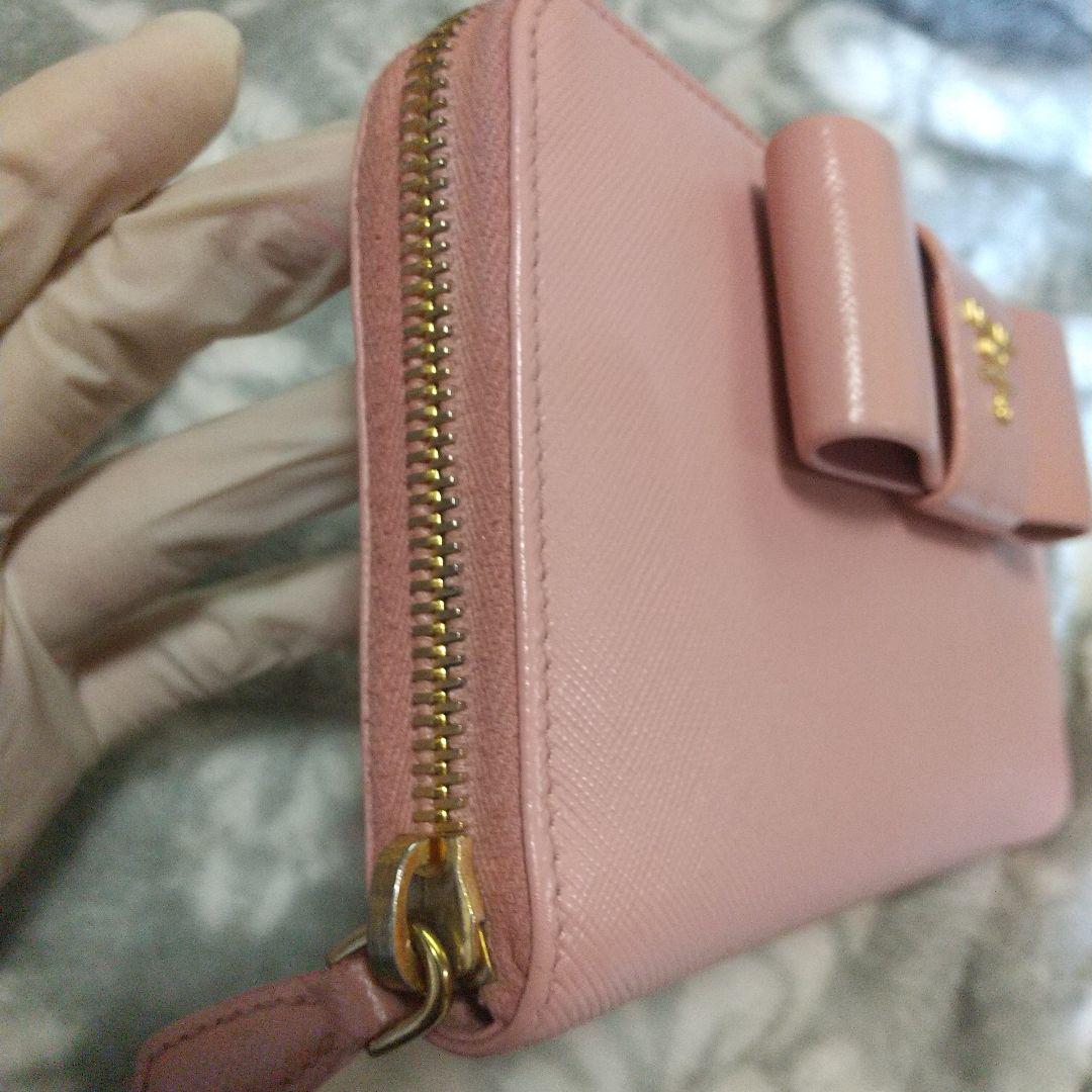 PRADA リボン付き長財布ラウンドファスナー　 ピンクベージュ