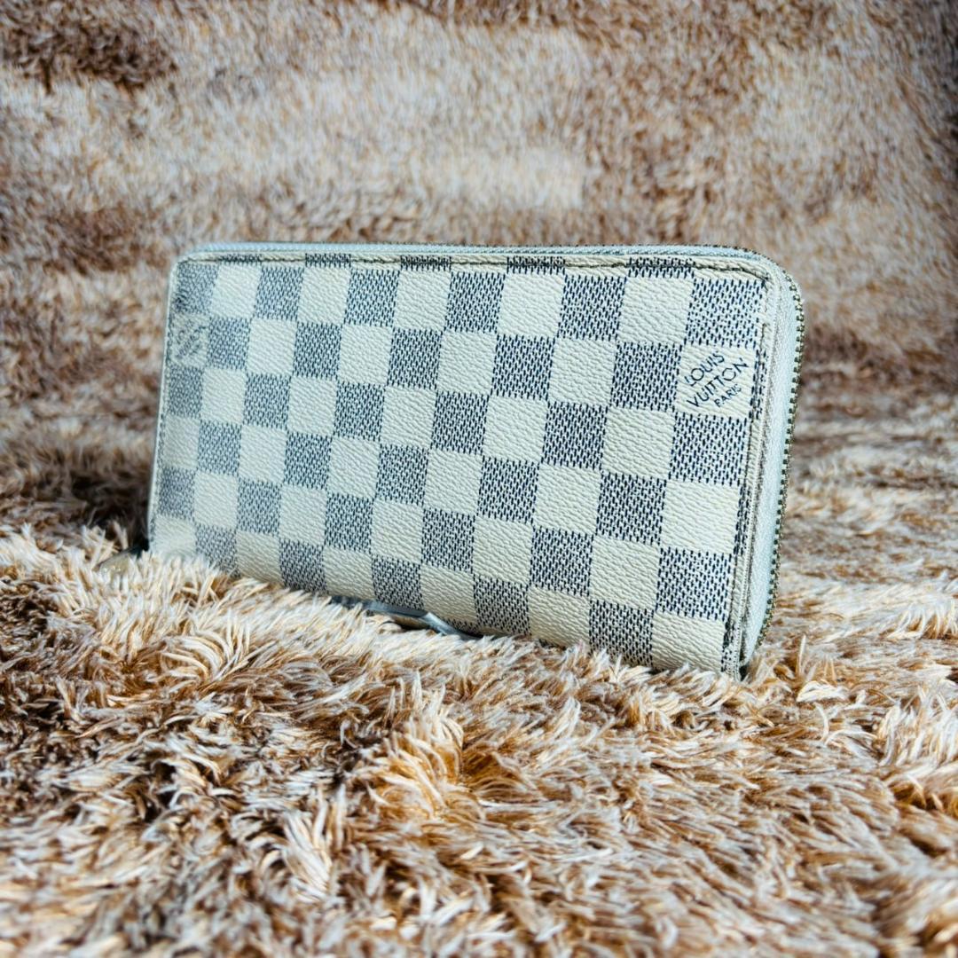 LOUIS VUITTON ダミエ ラウンドファスナー長財布 Louis Vuitton ルイヴィトン 長財布 ラウンドファスナー ダミエ 黒