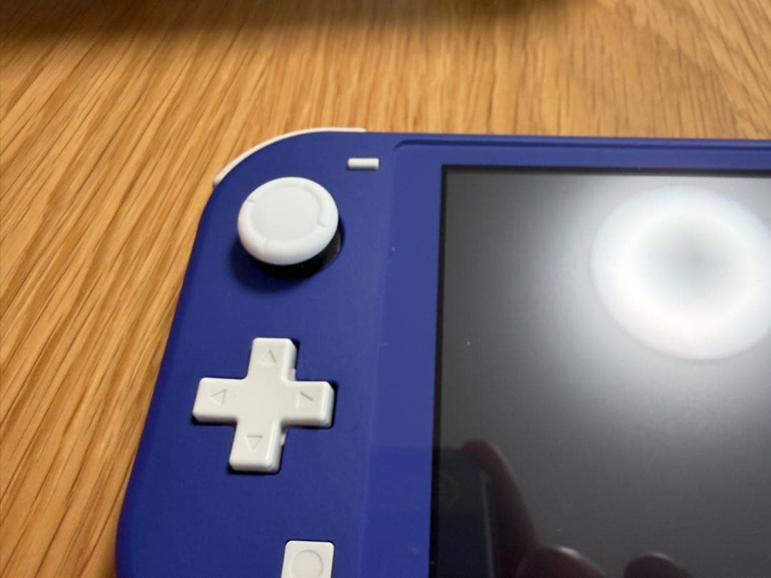 【美品】Nintendo Switch Lite ブルー 本体＋ケース2点