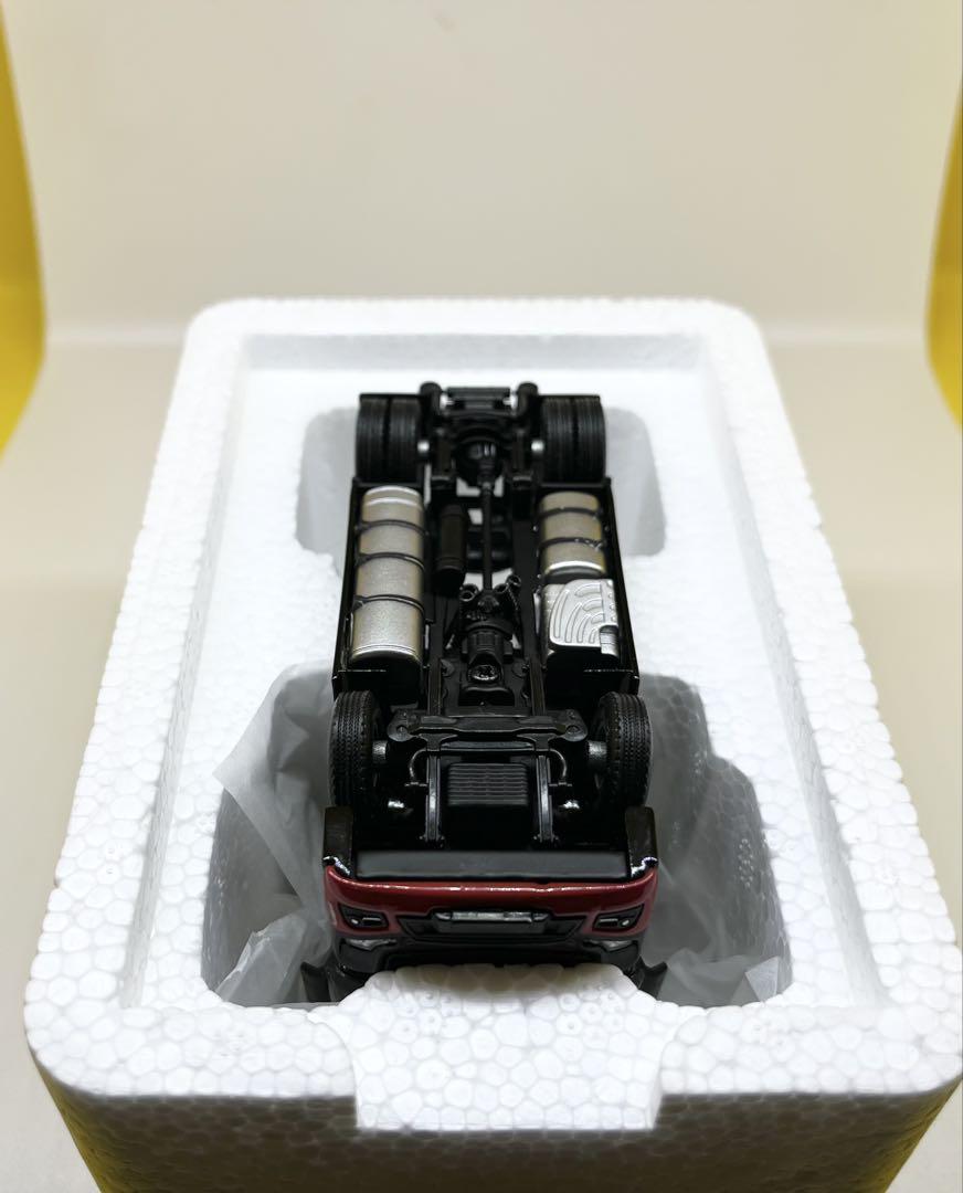 MINIGT 1/64 メルセデス アクターズ レーシングトランスポーター