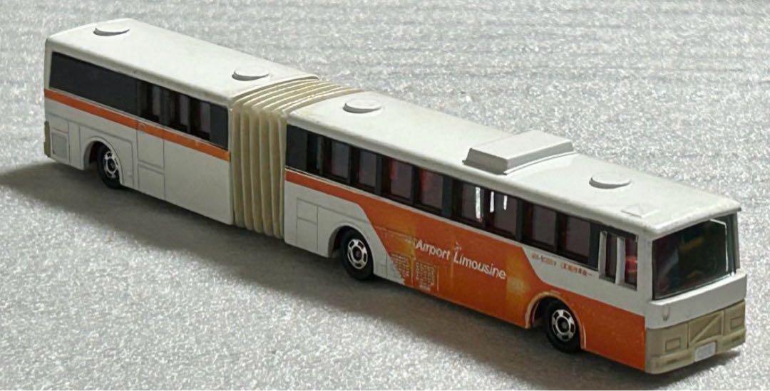 ロングトミカ L4 VOLVO-富士重工・連節バス