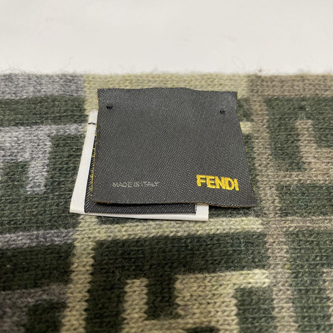 FENDI フェンディZucca マフラー