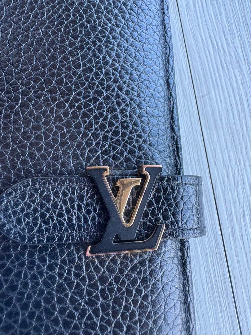 ヴィトン　LVヴェルティカルウォレット　ノワール 美品