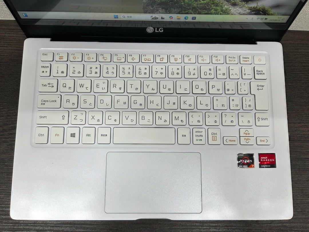 LG UltraPC Ryzen 7 / 16g / 512g / 新品LCD