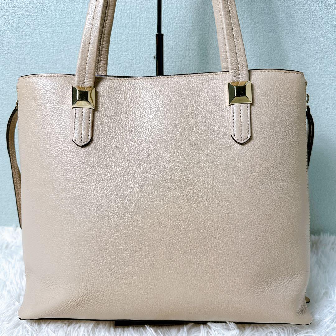 美品》フルラ トートバック A4対応サイズ