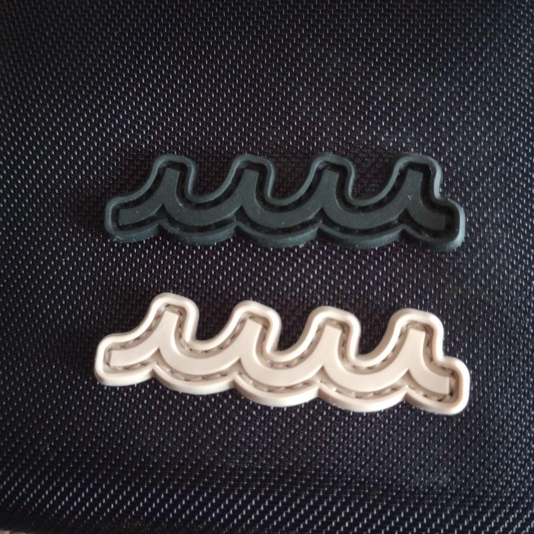 ♠