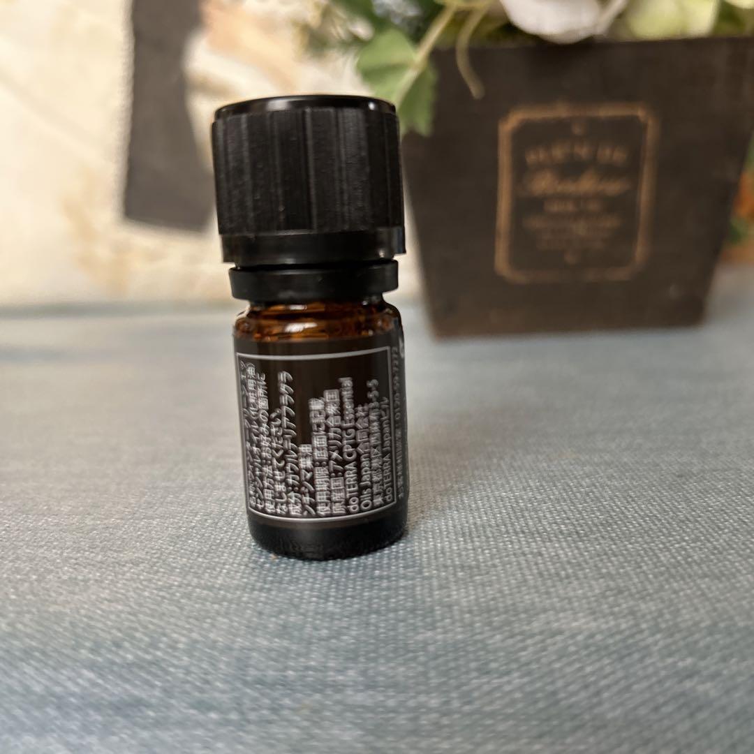 ドテラ doTERRA ウインターグリーン 5ml エッセンシャルオイル