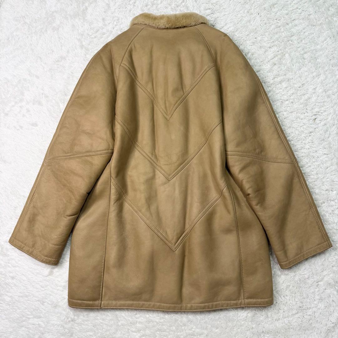 Cris ムートンコート