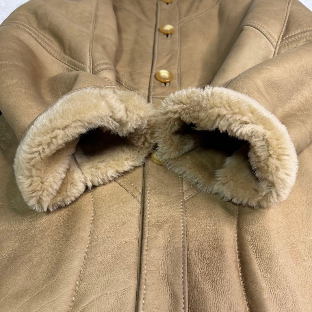 Cris ムートンコート