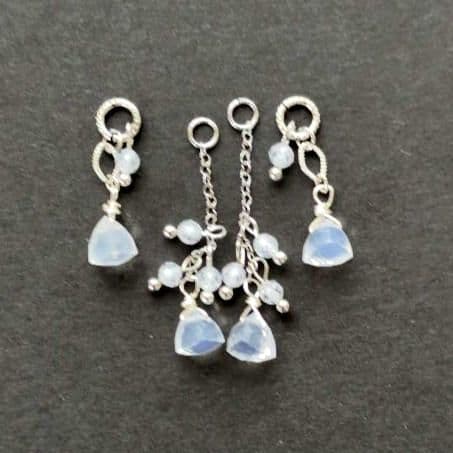 【現品のみ】宝石質ミルキークォーツ♡チャーム(シルバー)♡天然石 【現品のみ】宝石質ミルキークォーツ♡チャーム(シルバー)♡天然石