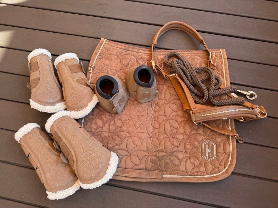 乗馬用品 エスカドロン馬具セットやや傷や汚れあり