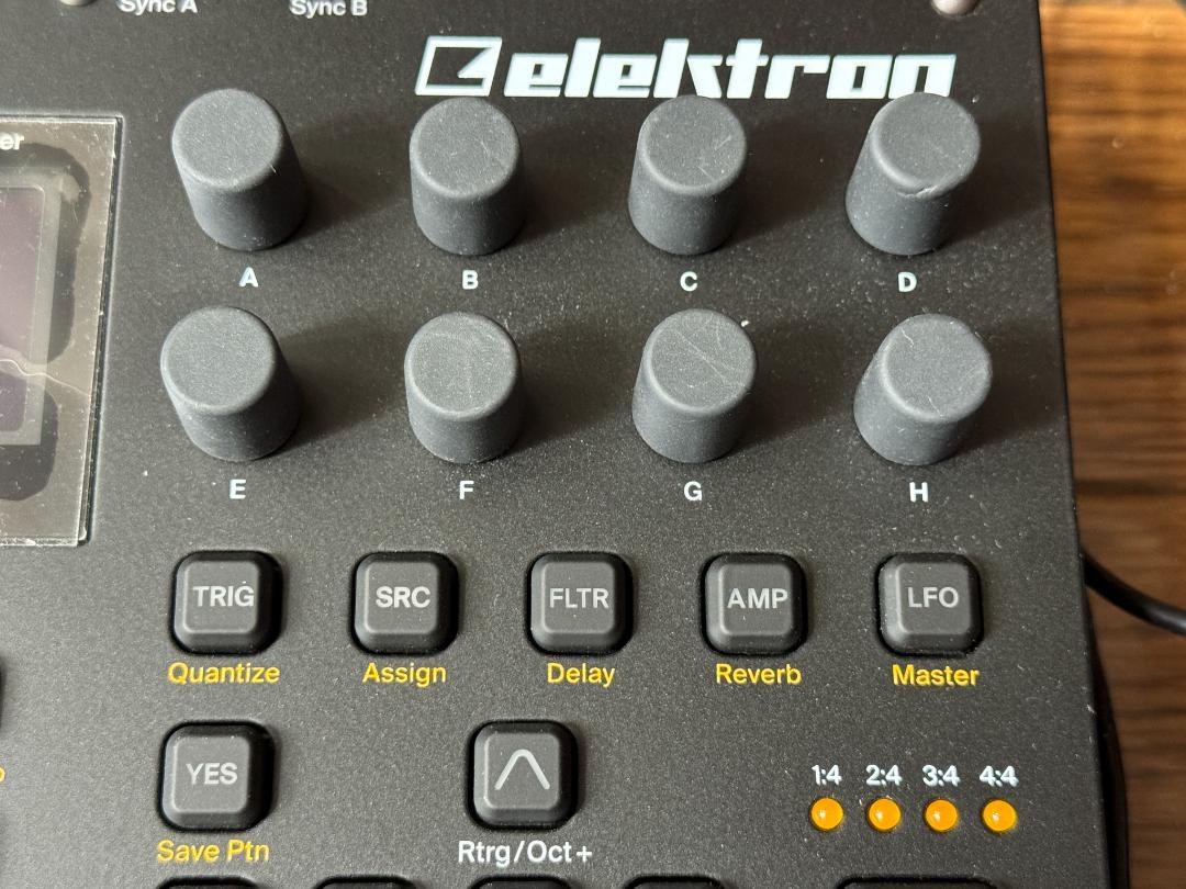Elektron Digitakt 　エレクトロン　デジタクト