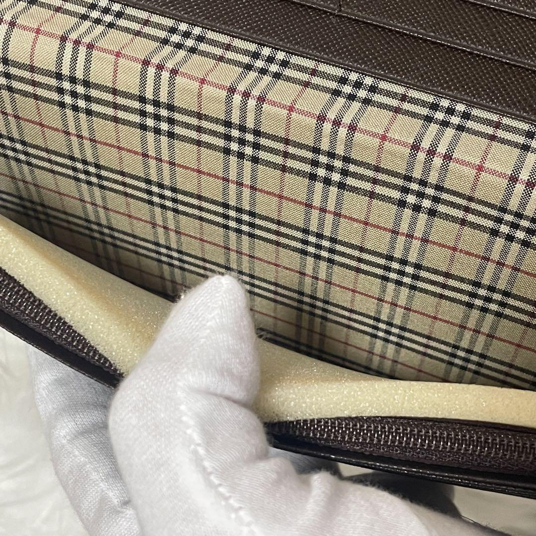 折り財布