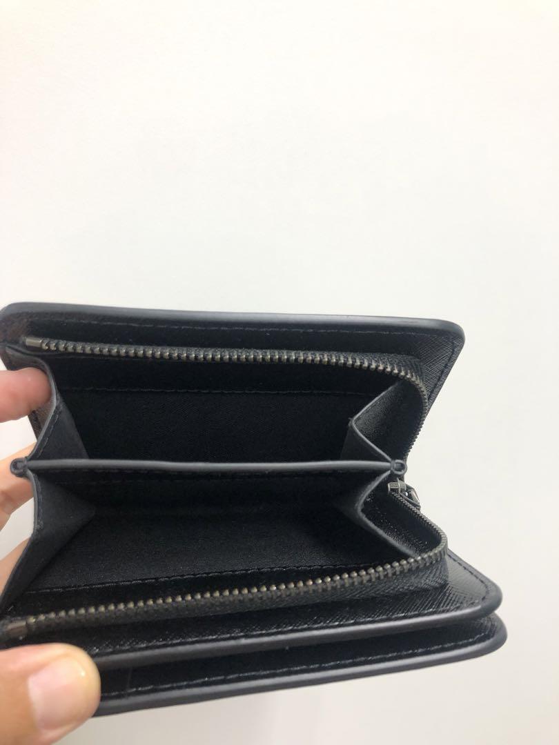 新品！マークジェイコブス MARC JACOBS 黒 二つ折り財布