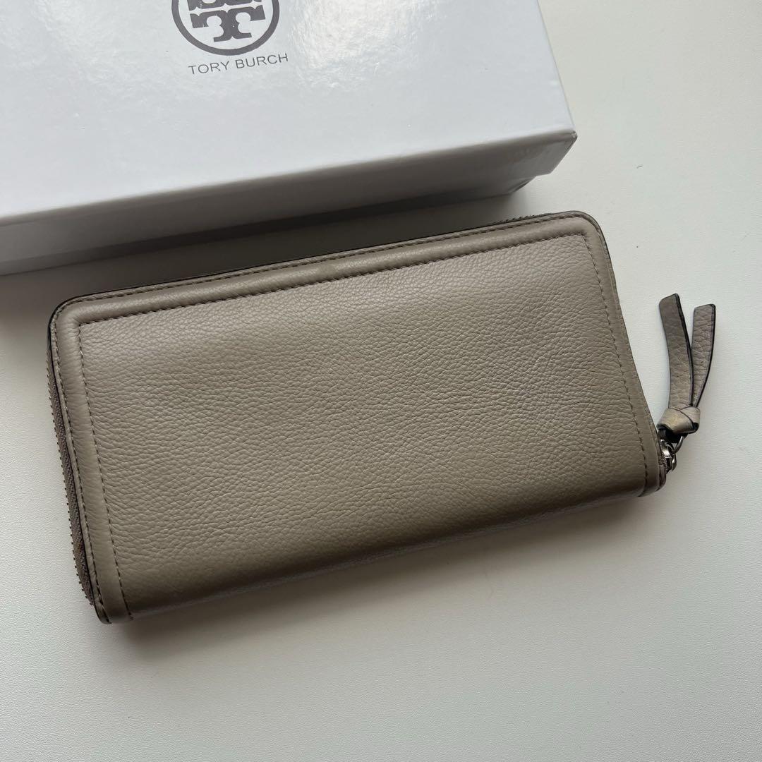 197 美品 TORYBURCH トリーバーチ 長財布 ラウンドファスナー