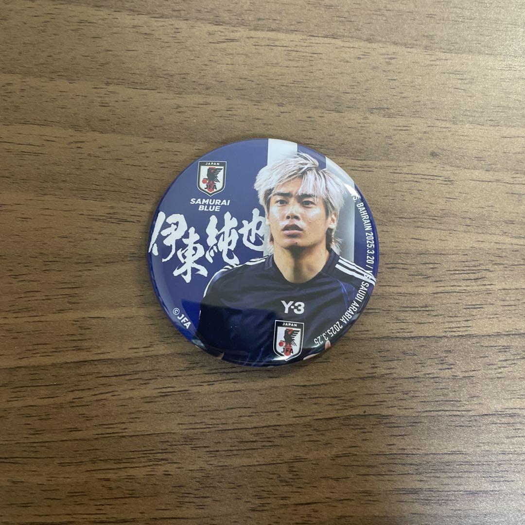レア！】サッカー 日本代表 伊東純也 缶バッジ - メルカリ