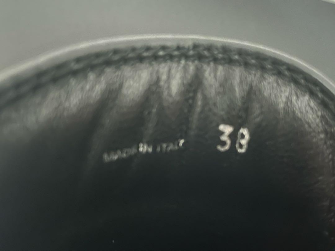 PRADA ブラック レザー ローファー　38