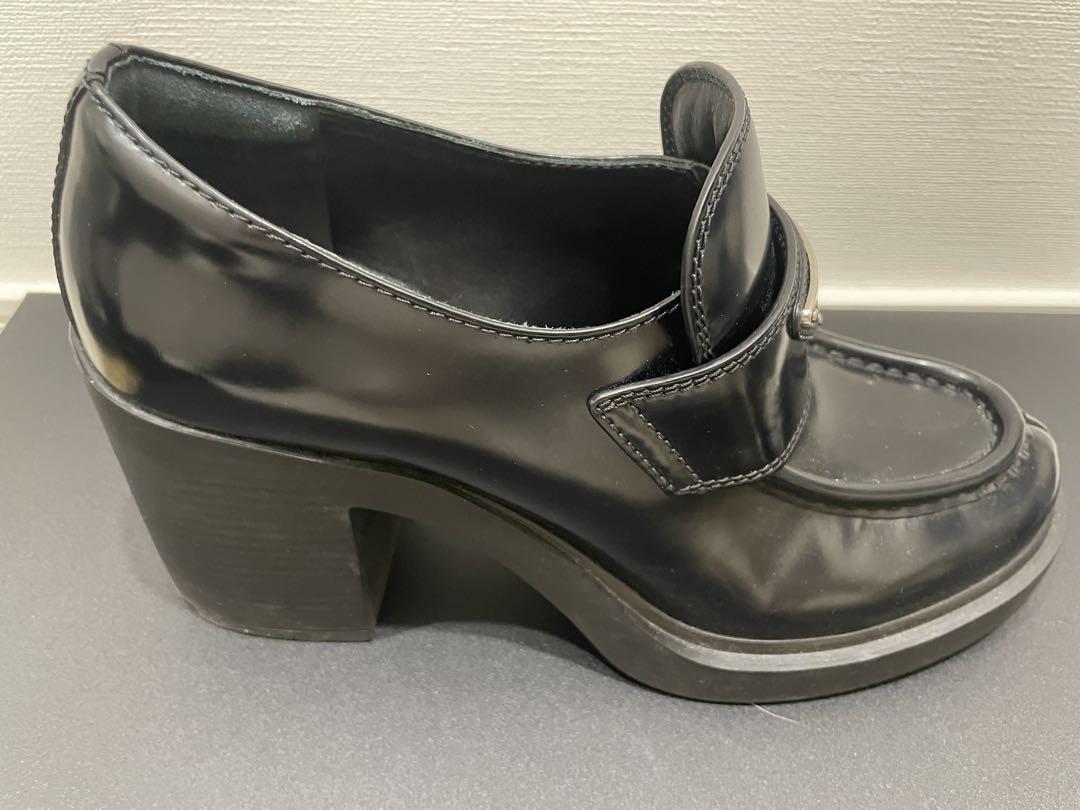 PRADA ブラック レザー ローファー　38